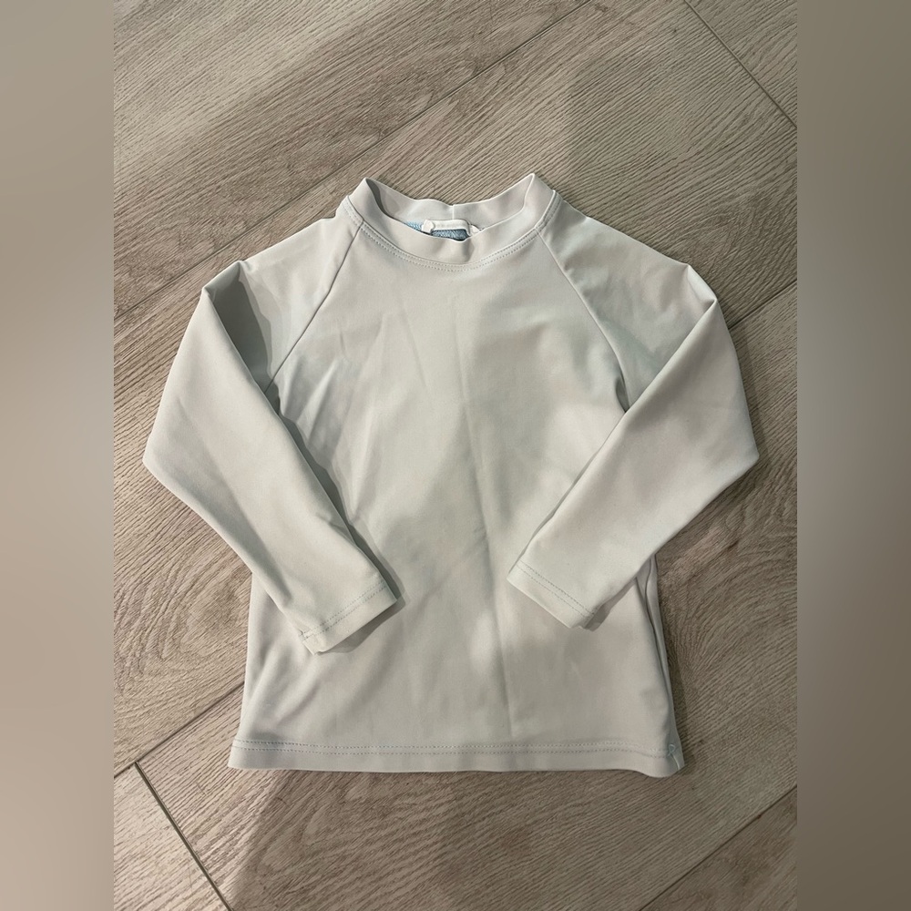 Minnow unisex light blue long sleeve Rashguard size 2T